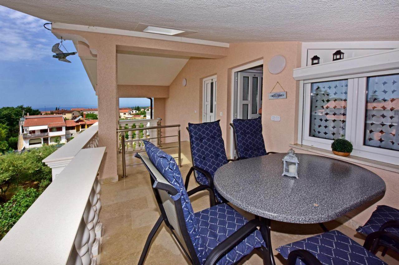 Elin Sofia Apartament *